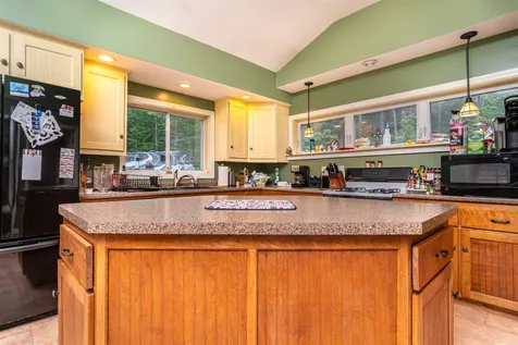 67 White Birch Lane Farmington NH 03835