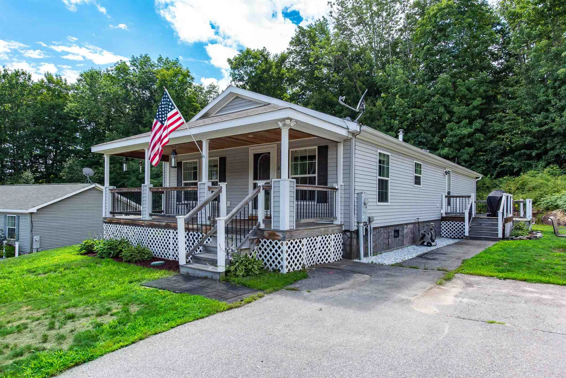 8 Ivy Lane Farmington NH 03835