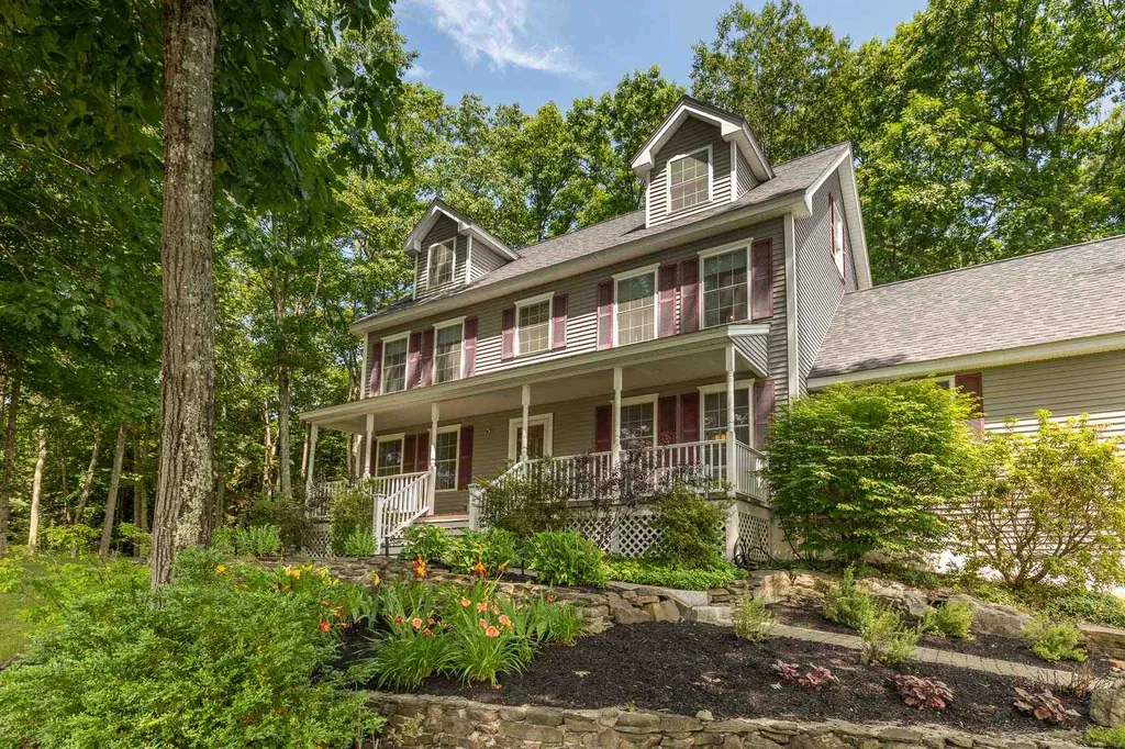 31 Hamilton Drive Epping NH 03042