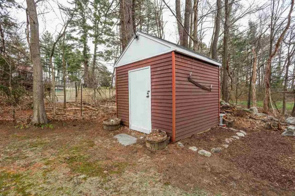 4 Heather Circle Merrimack NH 03054