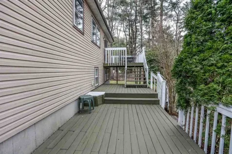 4 Heather Circle Merrimack NH 03054