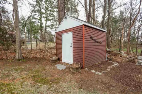 4 Heather Circle Merrimack NH 03054