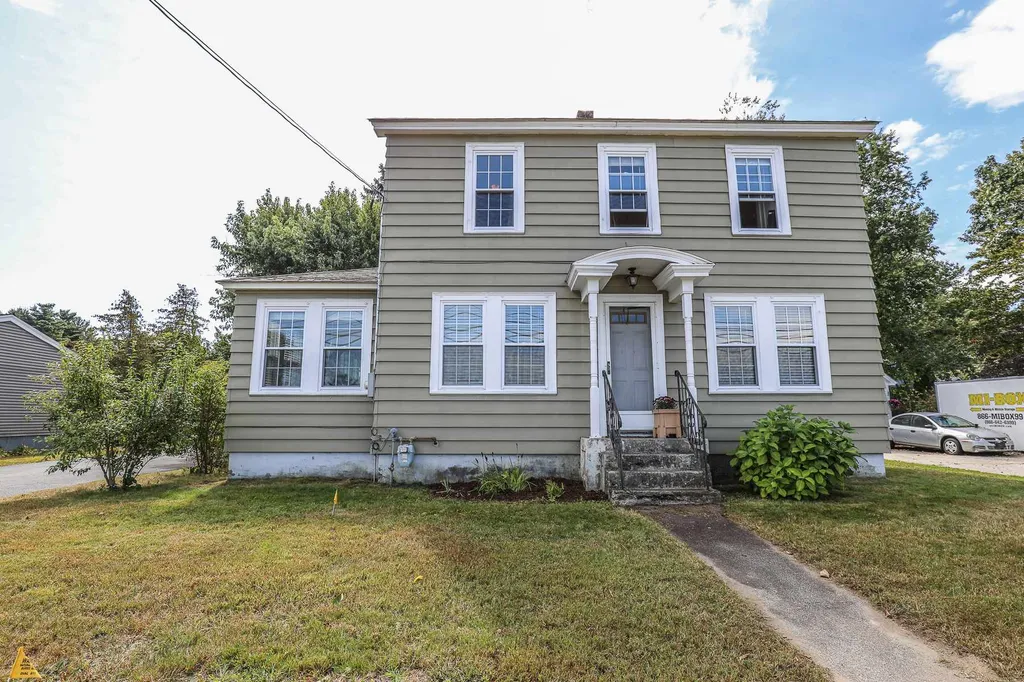 82 Pine Hill Road Nashua, NH