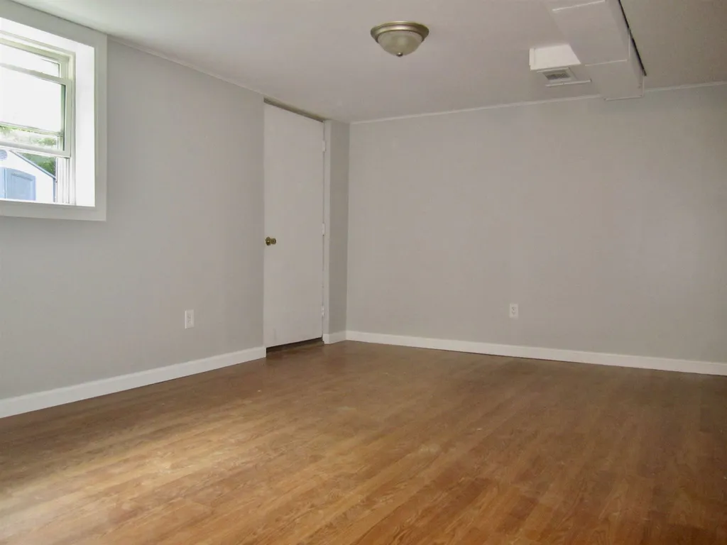 52 Hermsdorf Avenue Goffstown NH 03045
