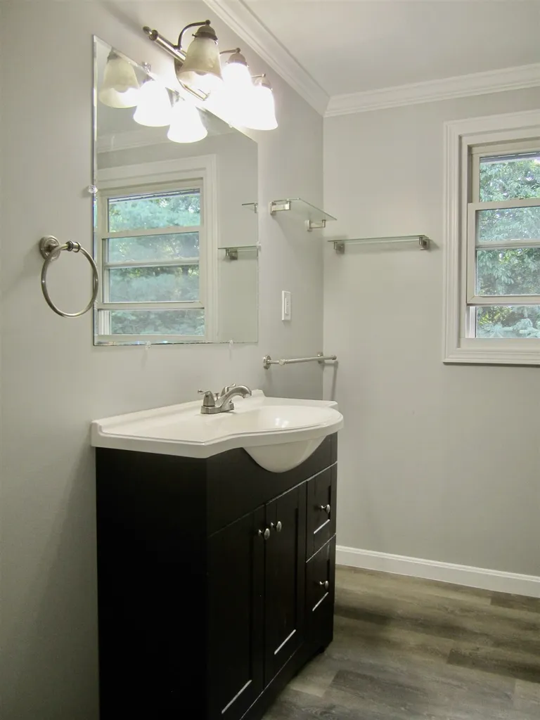 52 Hermsdorf Avenue Goffstown NH 03045