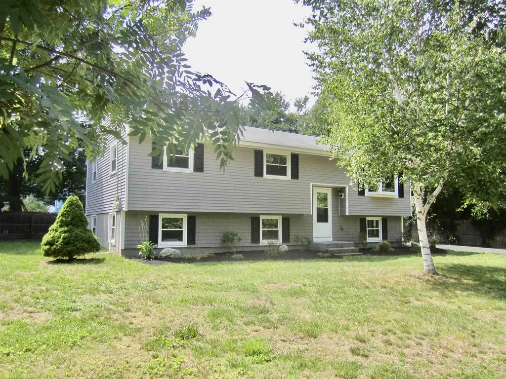 52 Hermsdorf Avenue Goffstown NH 03045