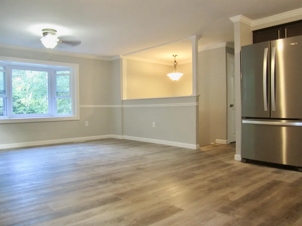 52 Hermsdorf Avenue Goffstown NH 03045