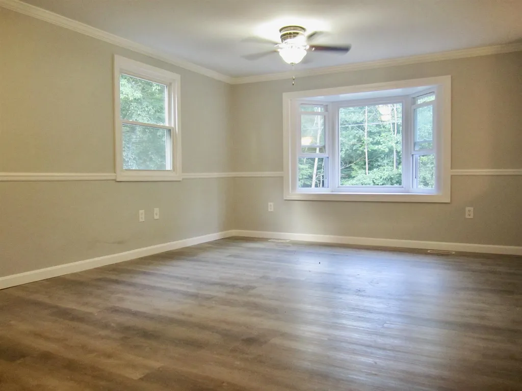 52 Hermsdorf Avenue Goffstown NH 03045