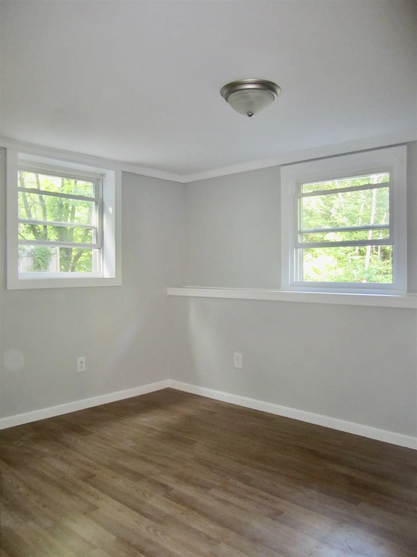 52 Hermsdorf Avenue Goffstown NH 03045