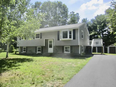 52 Hermsdorf Avenue Goffstown NH 03045