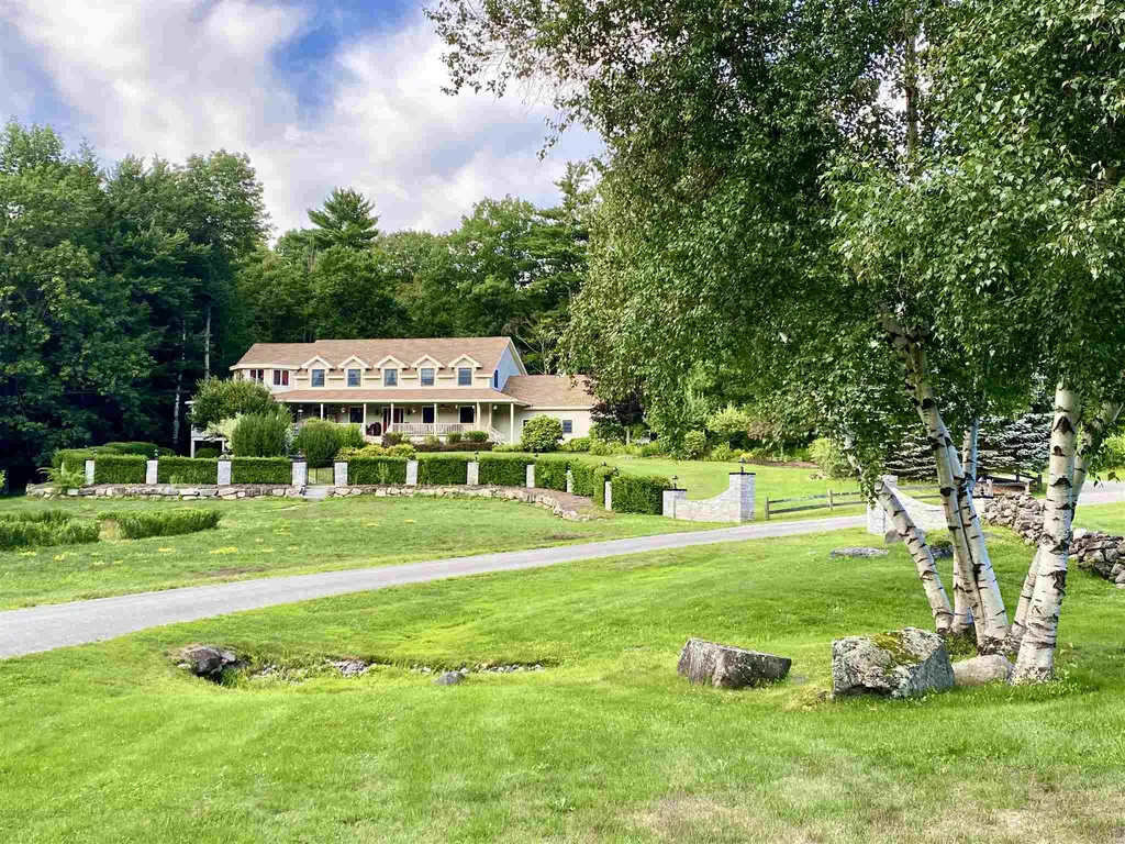 698 Cherry Valley Road Gilford NH 03249