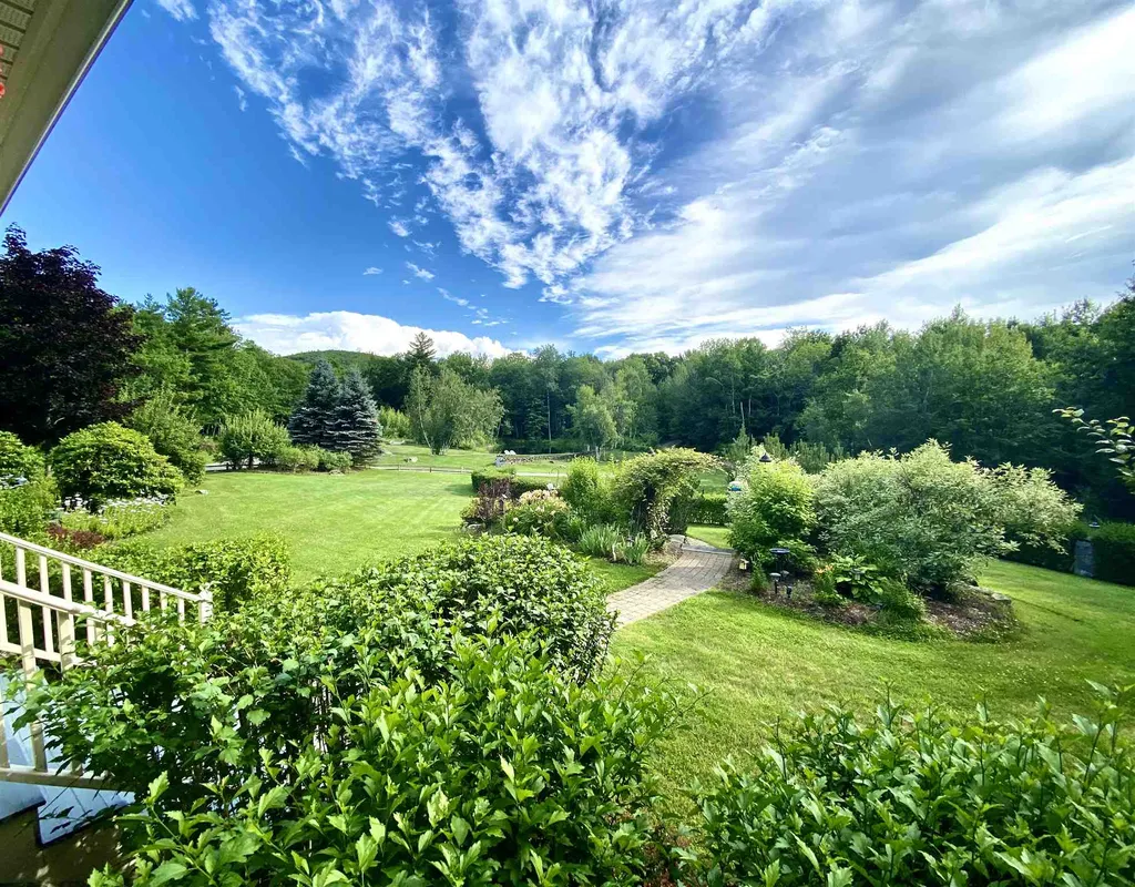 698 Cherry Valley Road Gilford NH 03249