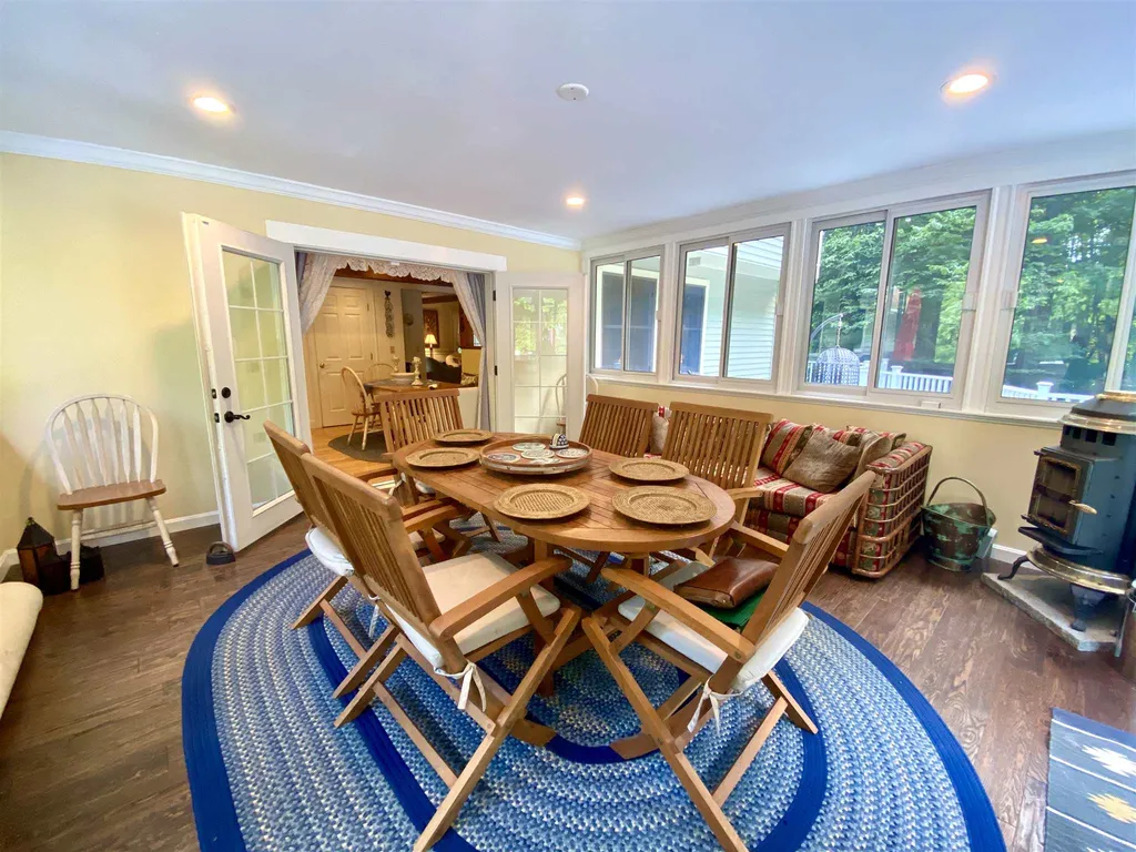 698 Cherry Valley Road Gilford NH 03249