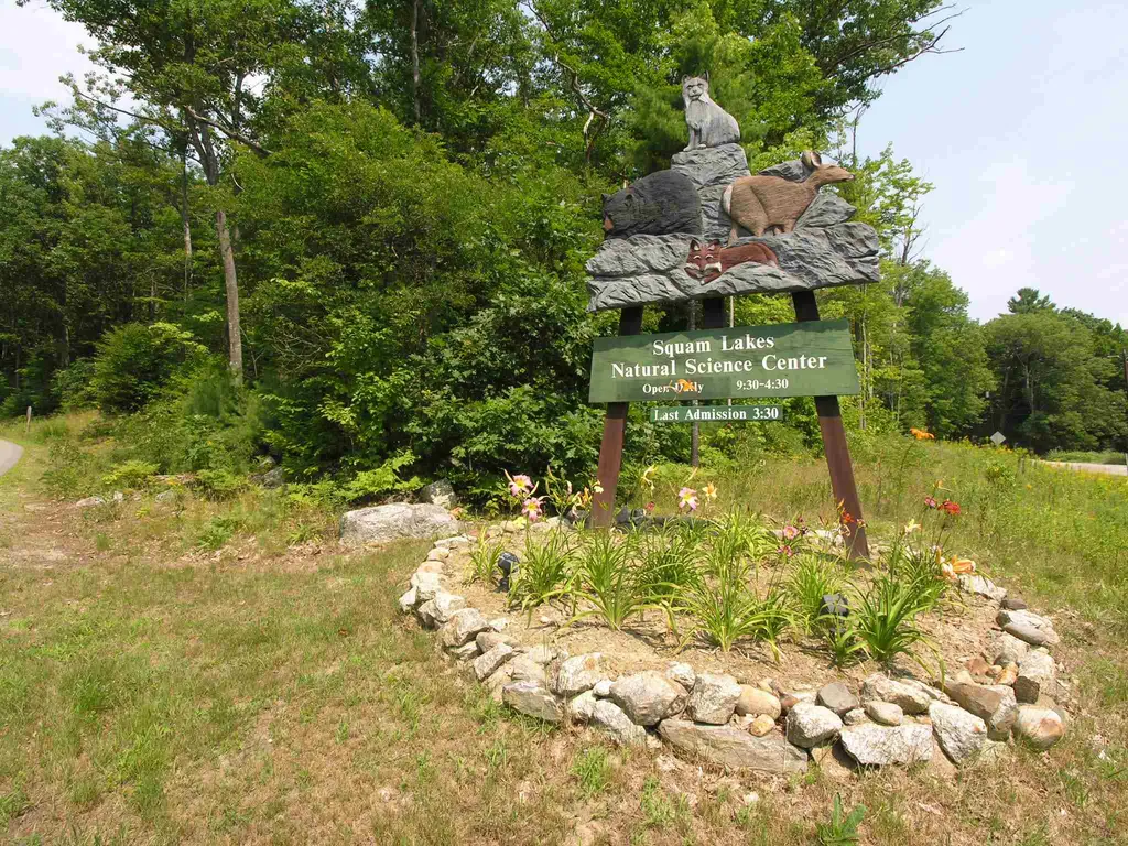 33 Range Road Holderness NH 03245