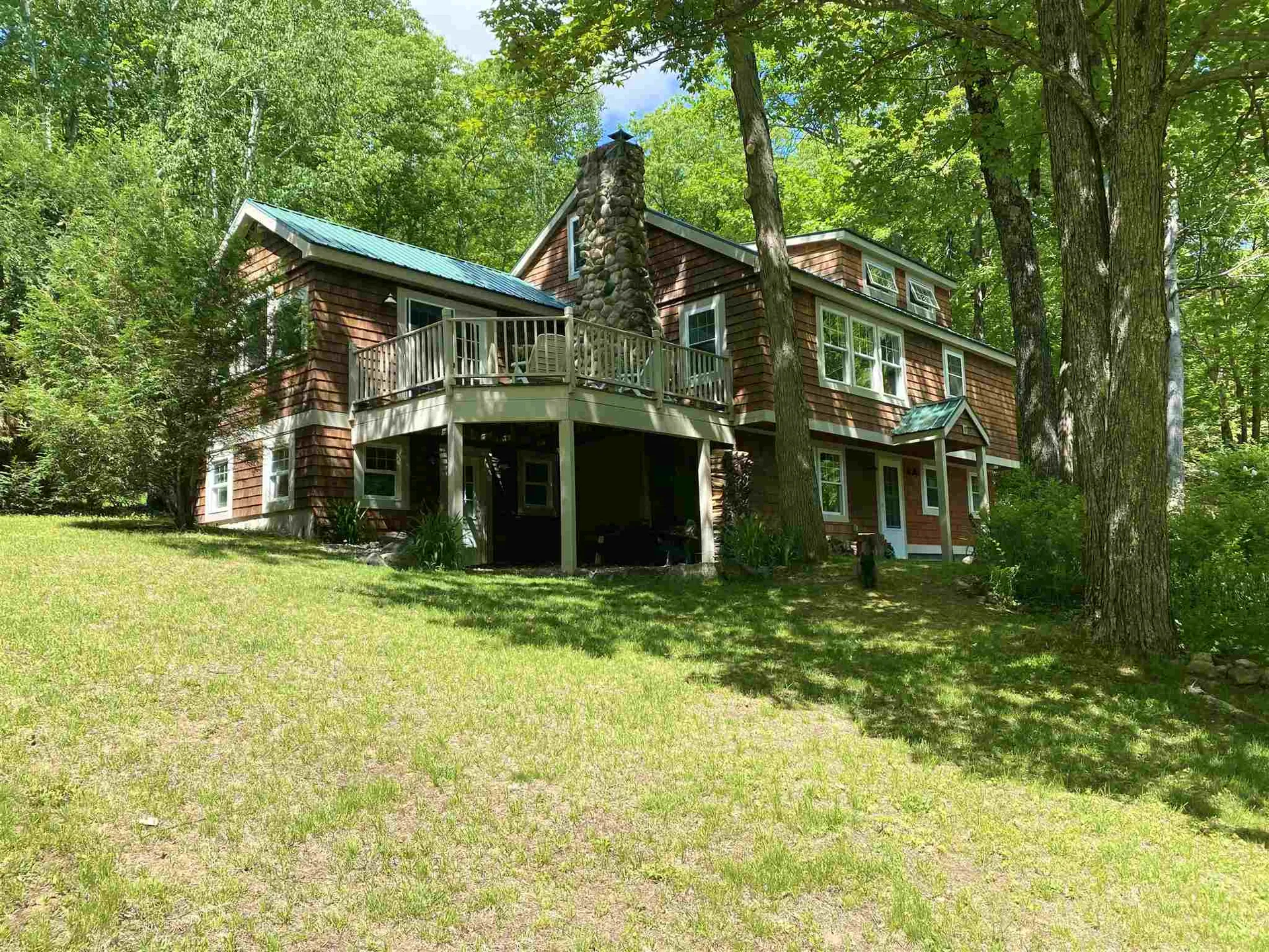 33 Range Road Holderness NH 03245