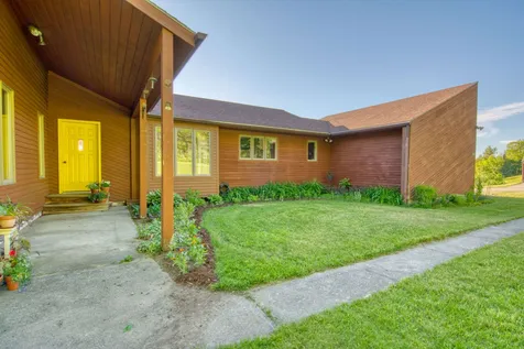 1053 Hackett Hill Road Bradford VT 05033