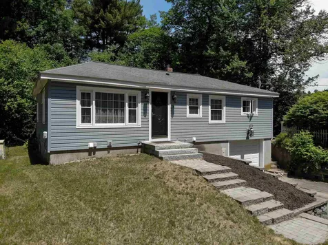 8 Thorning Road Hudson NH 03051