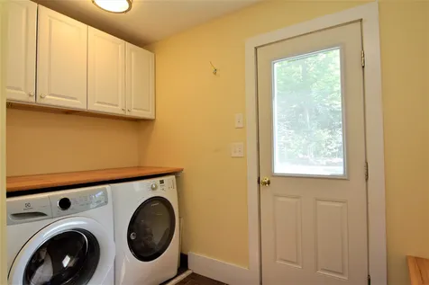 24 Cummings Drive Newbury NH 03255