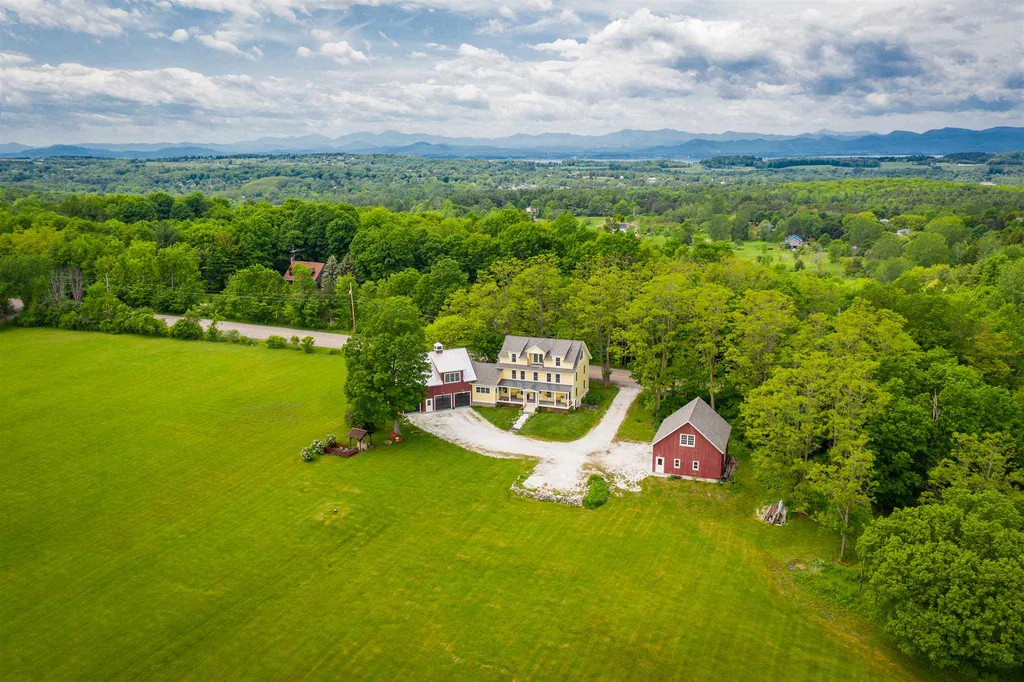 6529 Spear Street Shelburne VT 05482