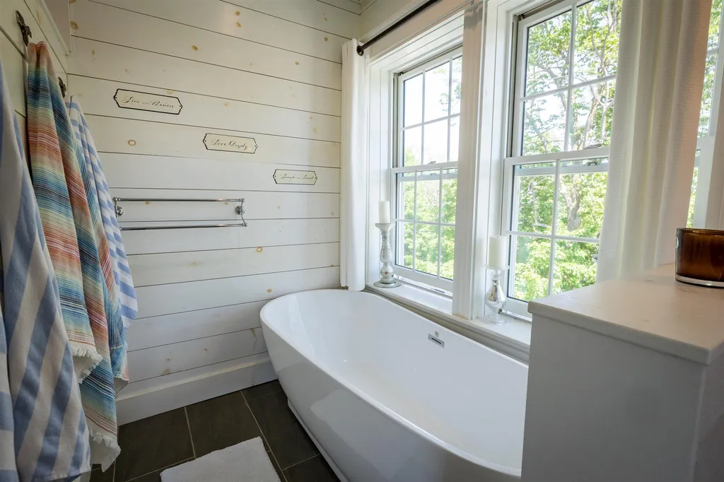 6529 Spear Street Shelburne VT 05482
