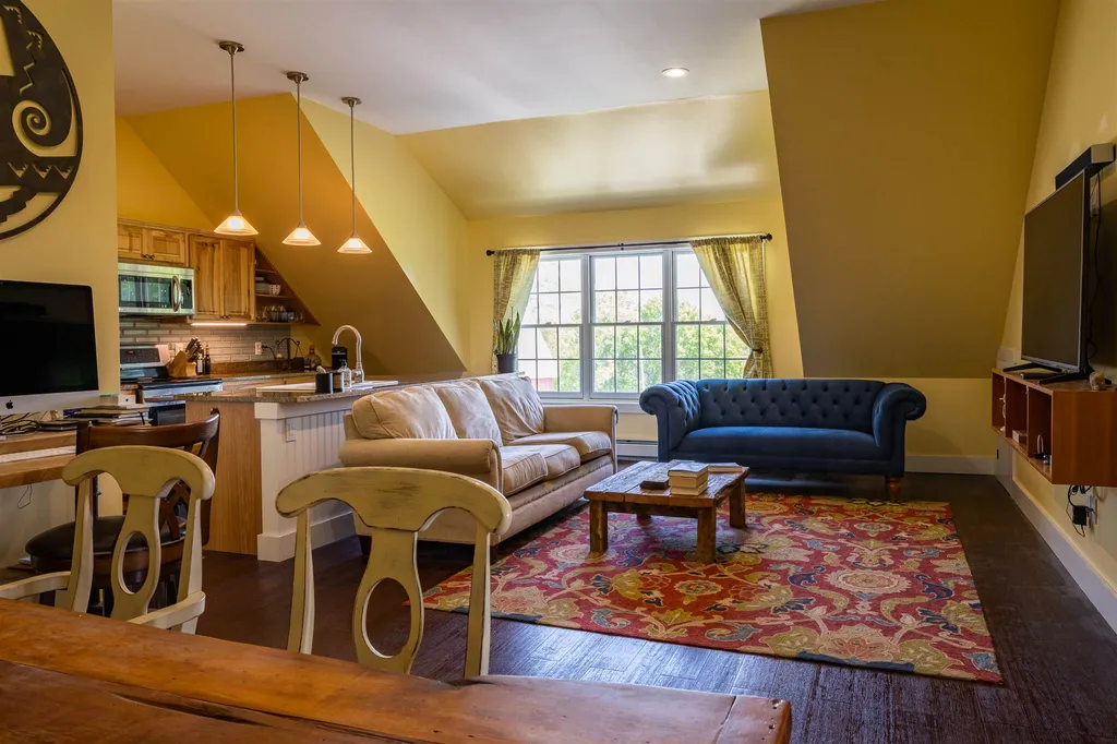 6529 Spear Street Shelburne VT 05482