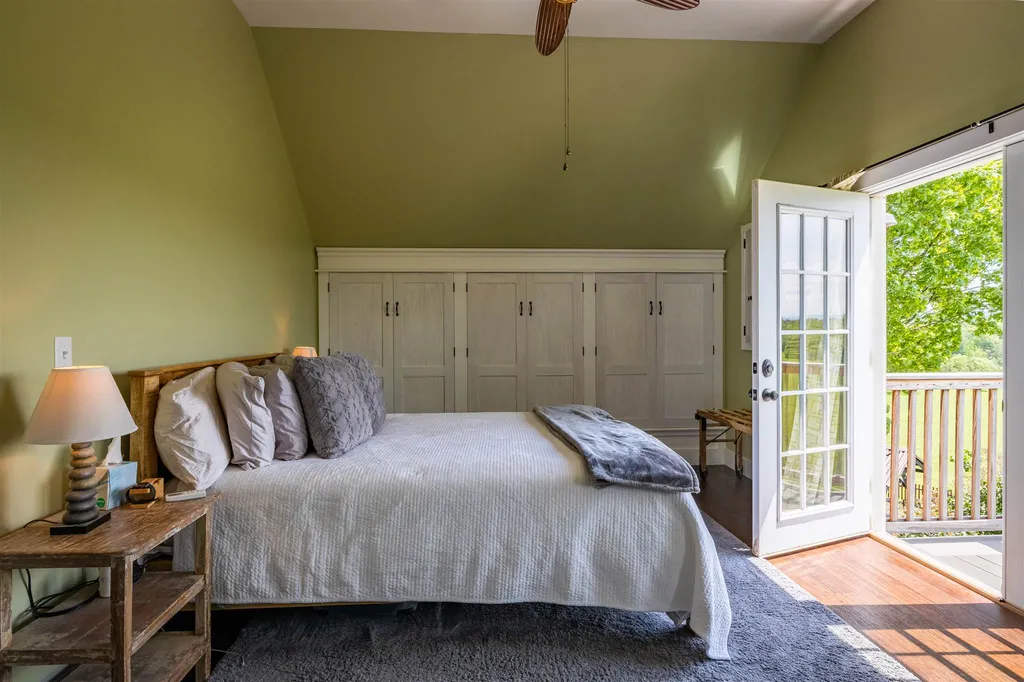 6529 Spear Street Shelburne VT 05482