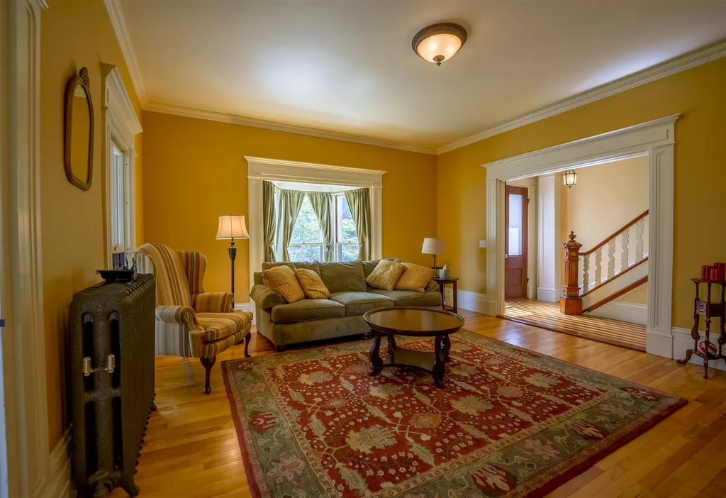 9 Highland Street Meredith NH 03253