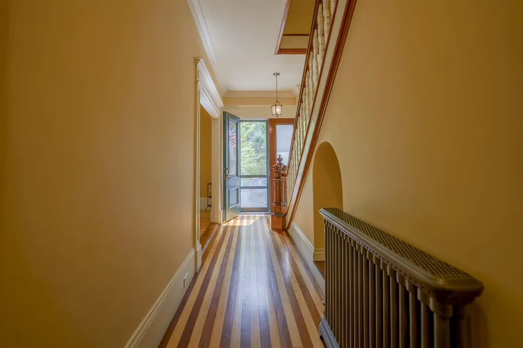 9 Highland Street Meredith NH 03253
