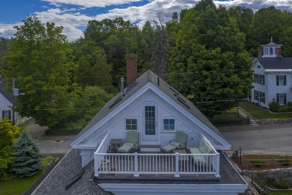 9 Highland Street Meredith NH 03253