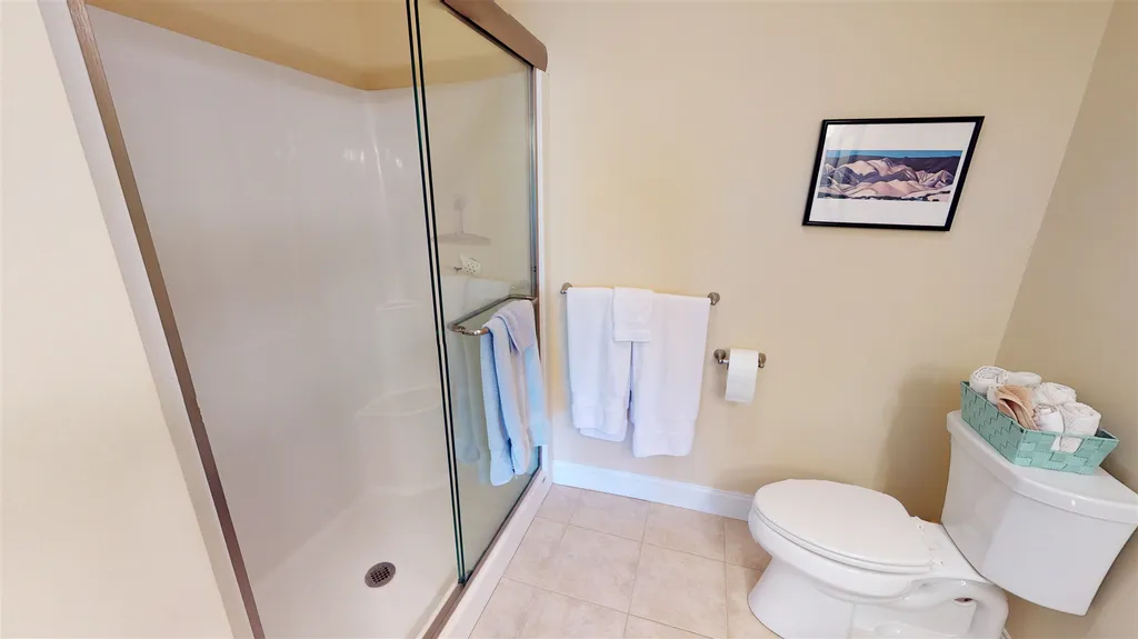 28 Cielo Drive Dover NH 03820