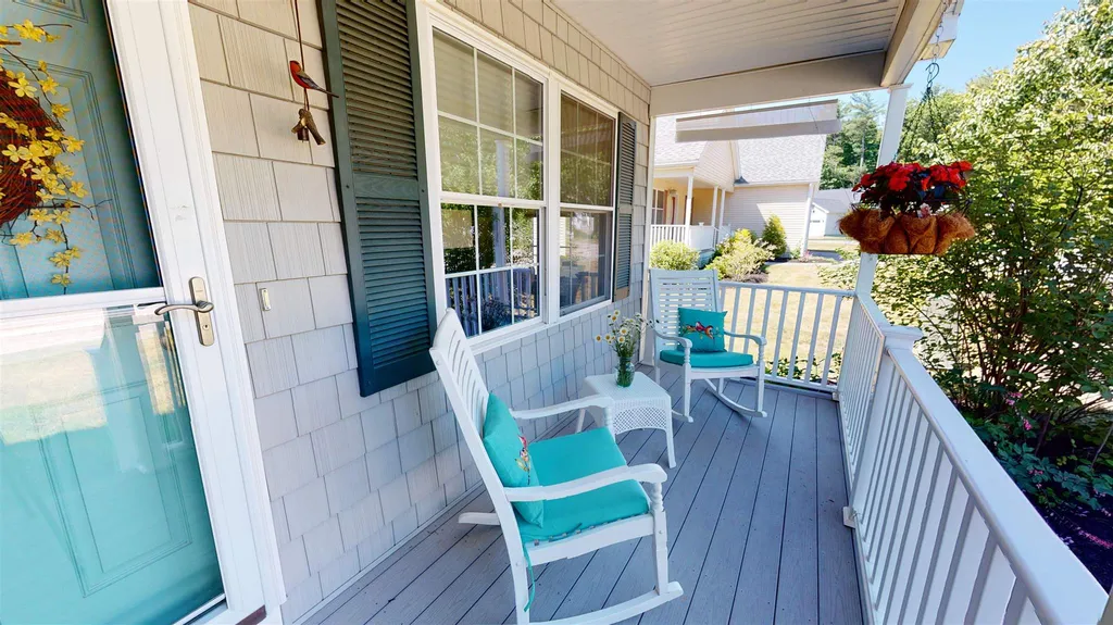 28 Cielo Drive Dover NH 03820