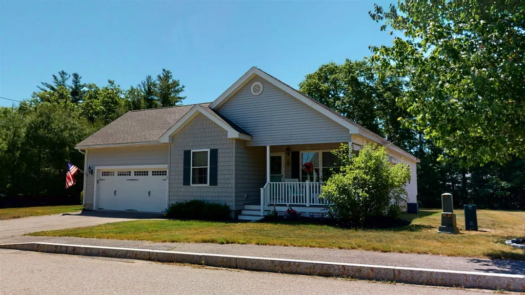 28 Cielo Drive Dover NH 03820