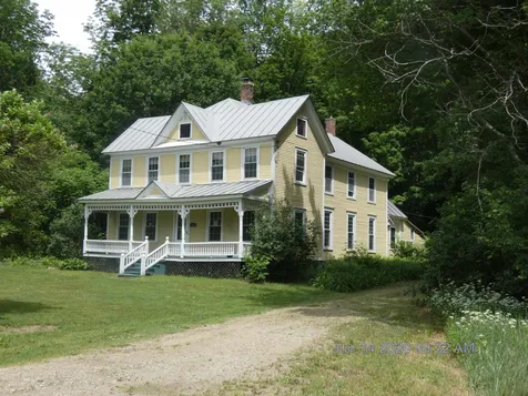 214 Vt Route 11 W Chester VT 05143