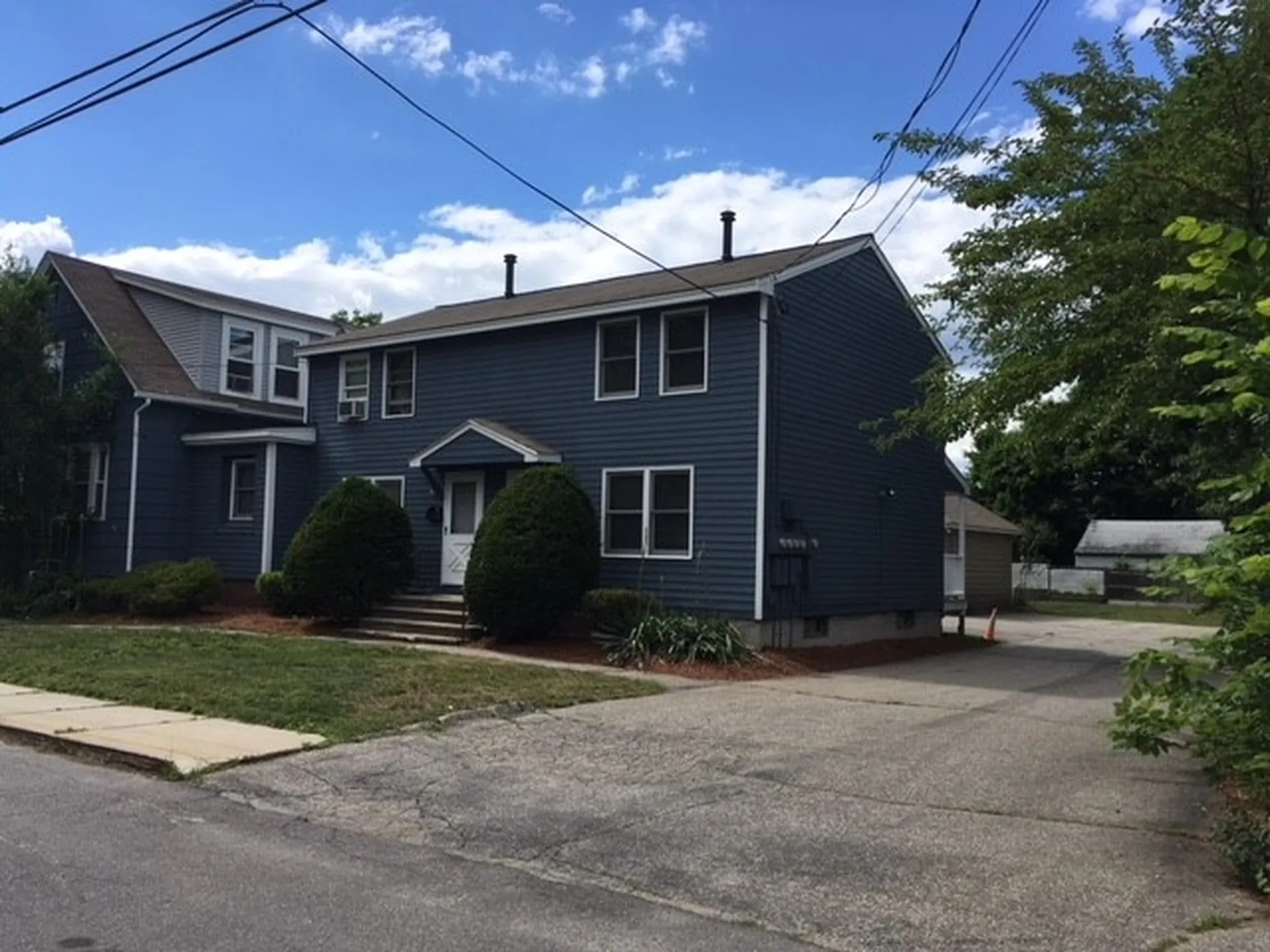 108 3/4 Bowers Street Nashua NH 03060