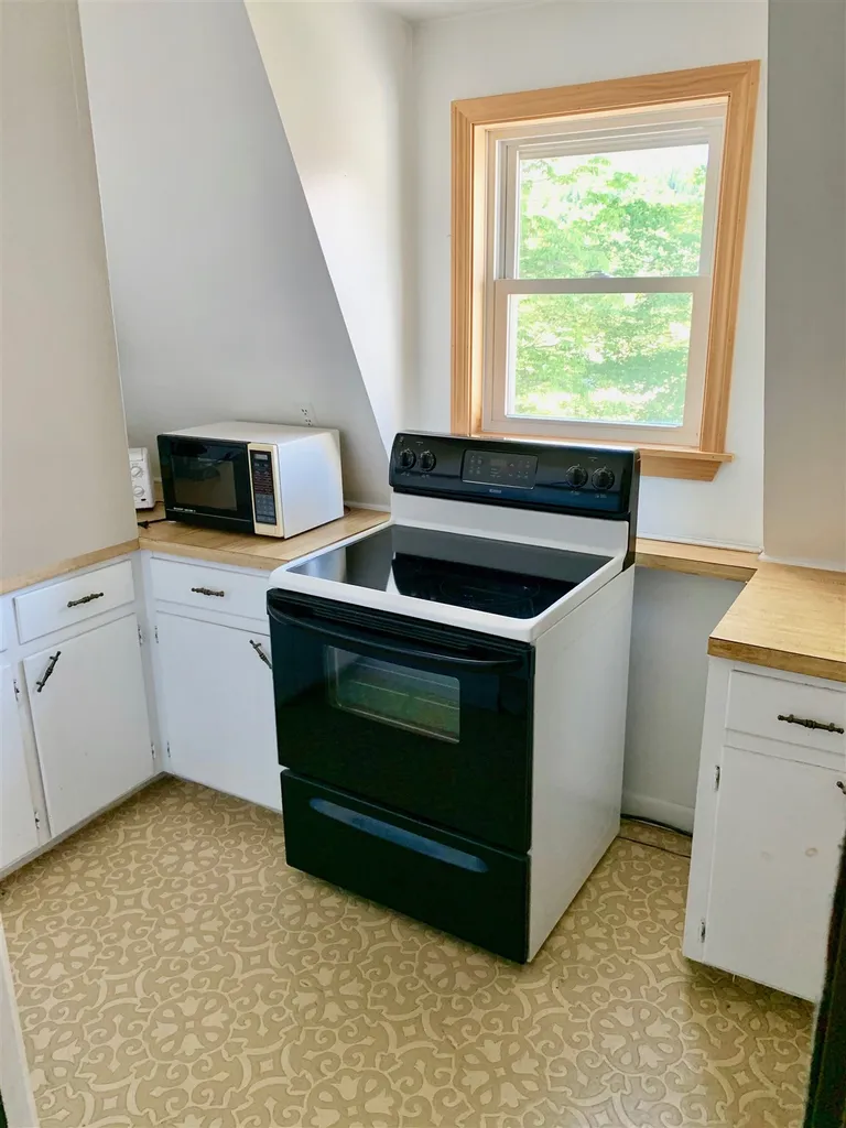 146 Main Street Colebrook NH 03576