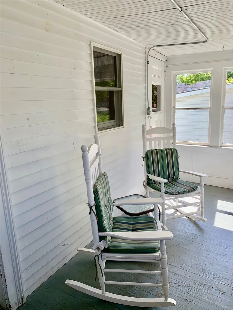 146 Main Street Colebrook NH 03576