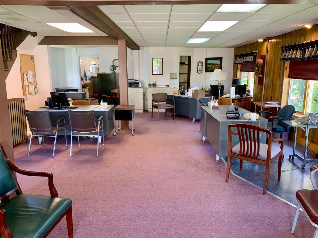 146 Main Street Colebrook NH 03576