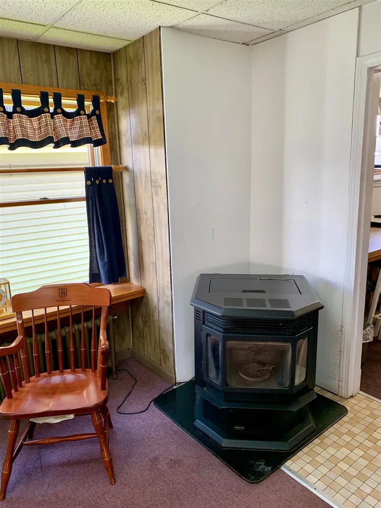 146 Main Street Colebrook NH 03576