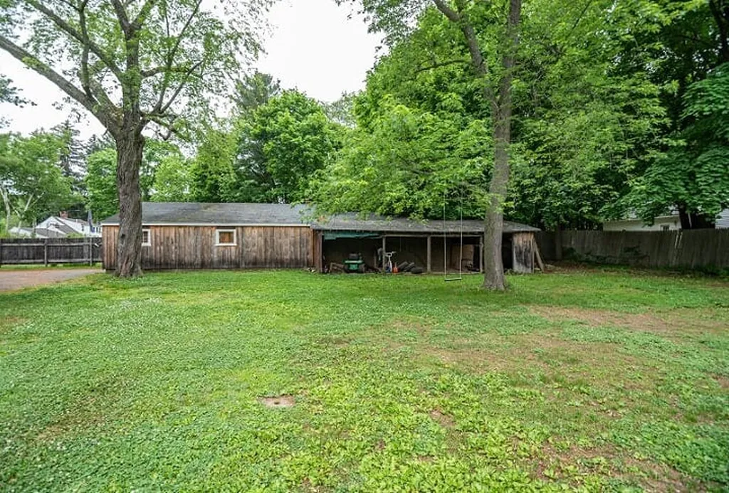 33 Old Rochester Road Dover NH 03820