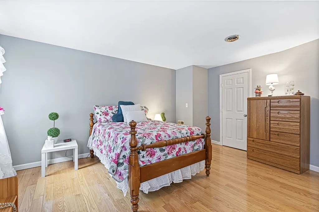 406 Piscassic Road Newfields NH 03856