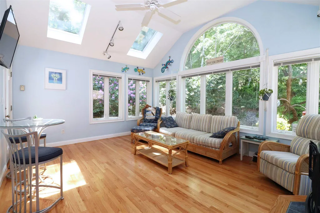 5 Farrwood Road Windham NH 03087