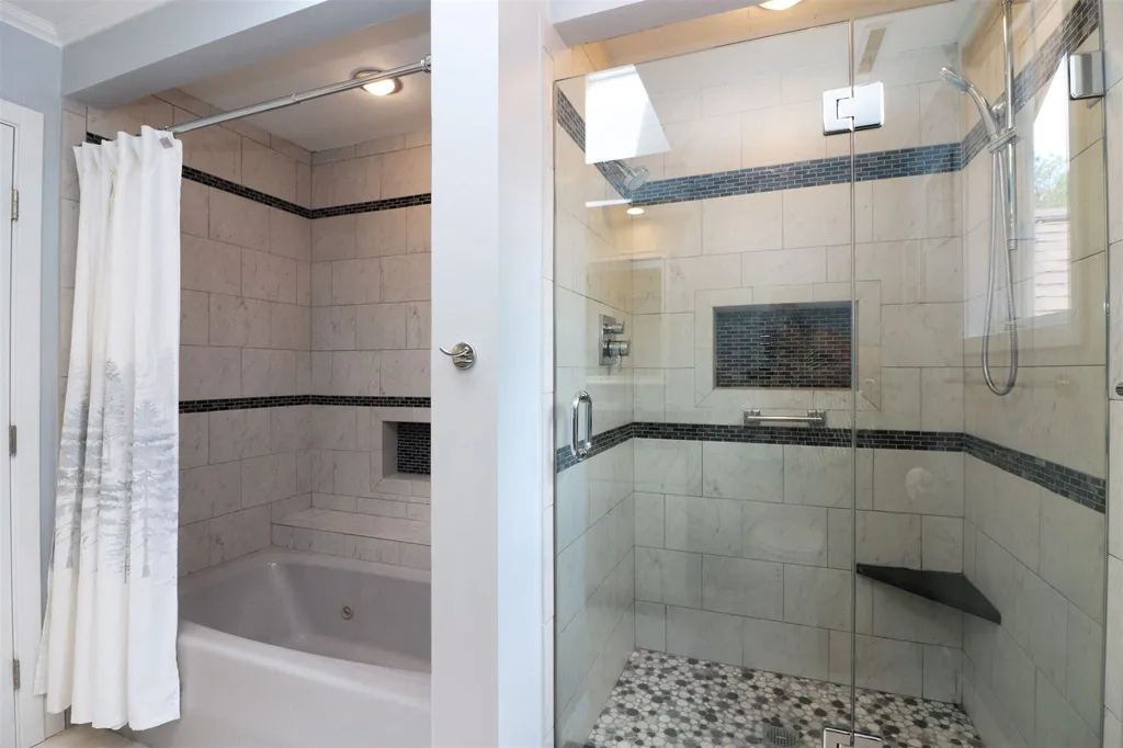 5 Farrwood Road Windham NH 03087
