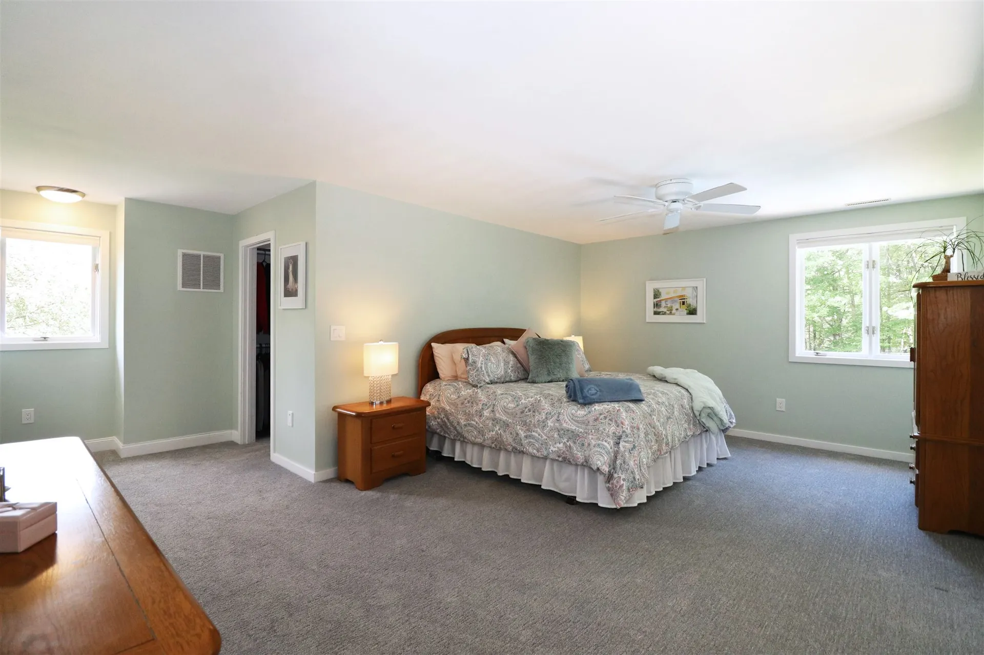 5 Farrwood Road Windham NH 03087