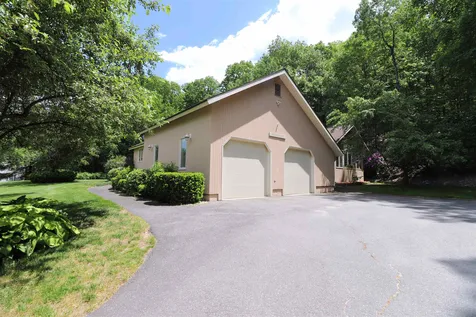 5 Farrwood Road Windham NH 03087