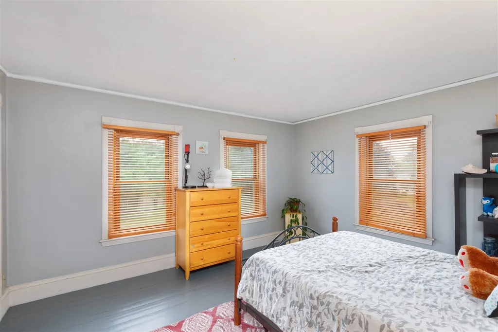 33 Union Street Peterborough NH 03458