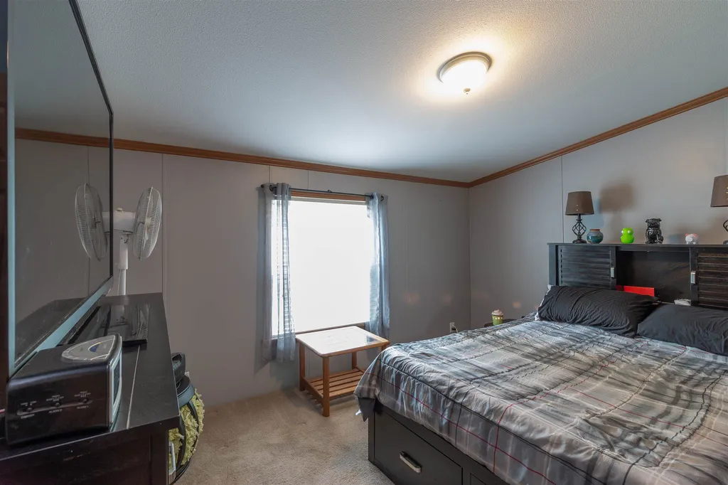 22 South Fuchsia Drive Rochester NH 03867