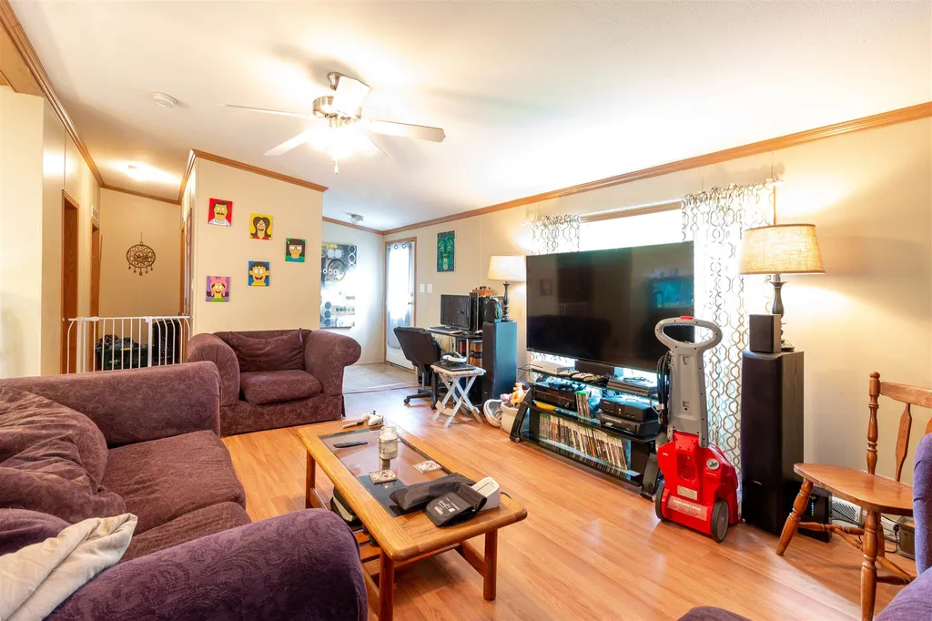22 South Fuchsia Drive Rochester NH 03867