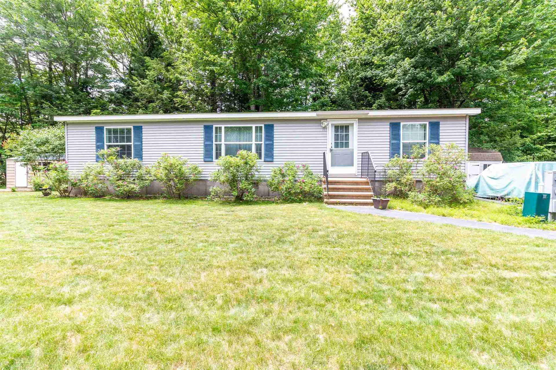 22 South Fuchsia Drive Rochester NH 03867