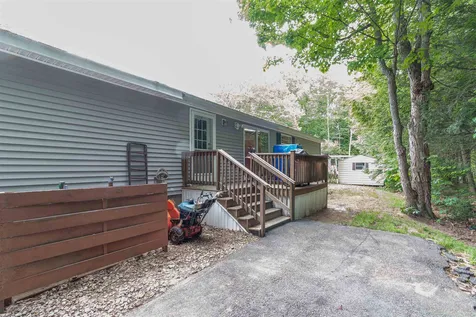 22 South Fuchsia Drive Rochester NH 03867