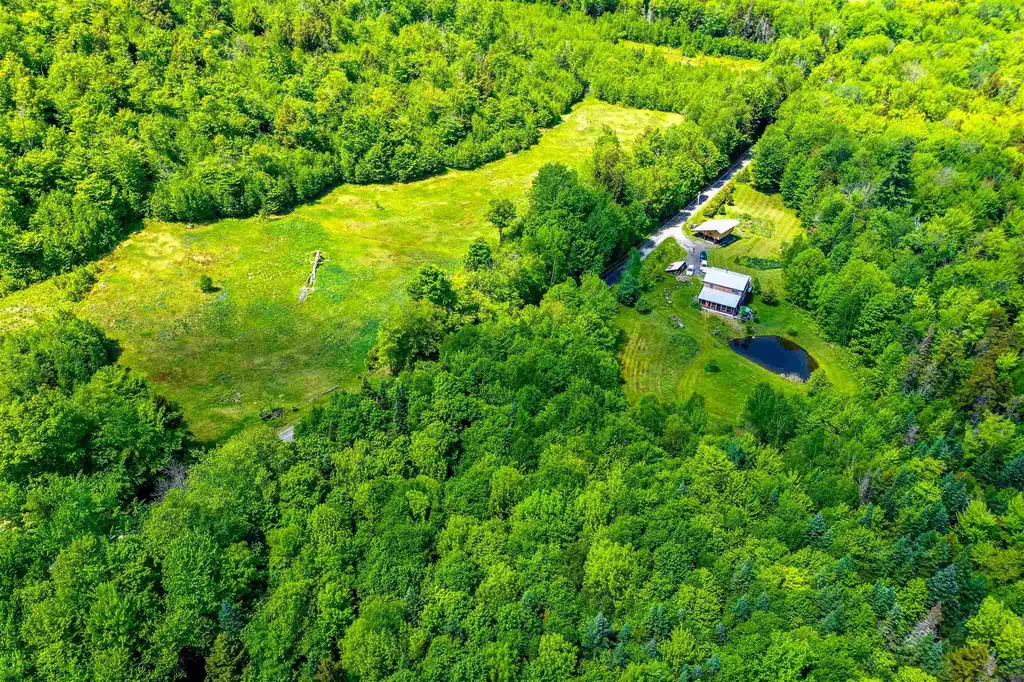 48 Mackenzie Road Worcester VT 05682